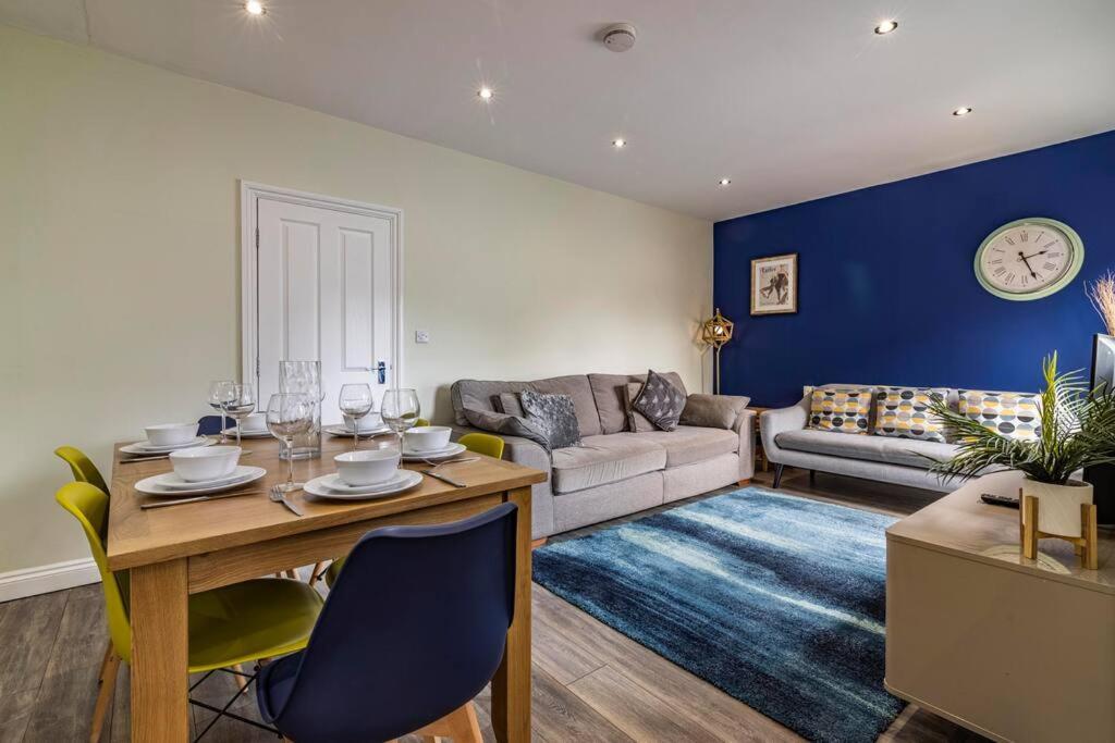 Dovecote House Beeston Private Parking 15Mins From Nottingham City Centre Close To Qmc Hospital Экстерьер фото